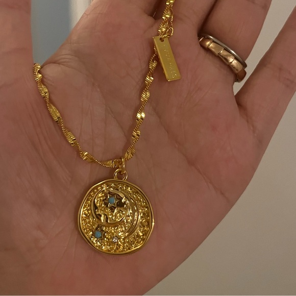 ONE DAY SALE Brand new necklace 22K gold plated - Picture 5 of 8